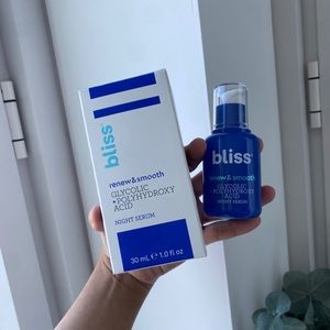 Bliss renew smooth Glycolic Acid Night Serum